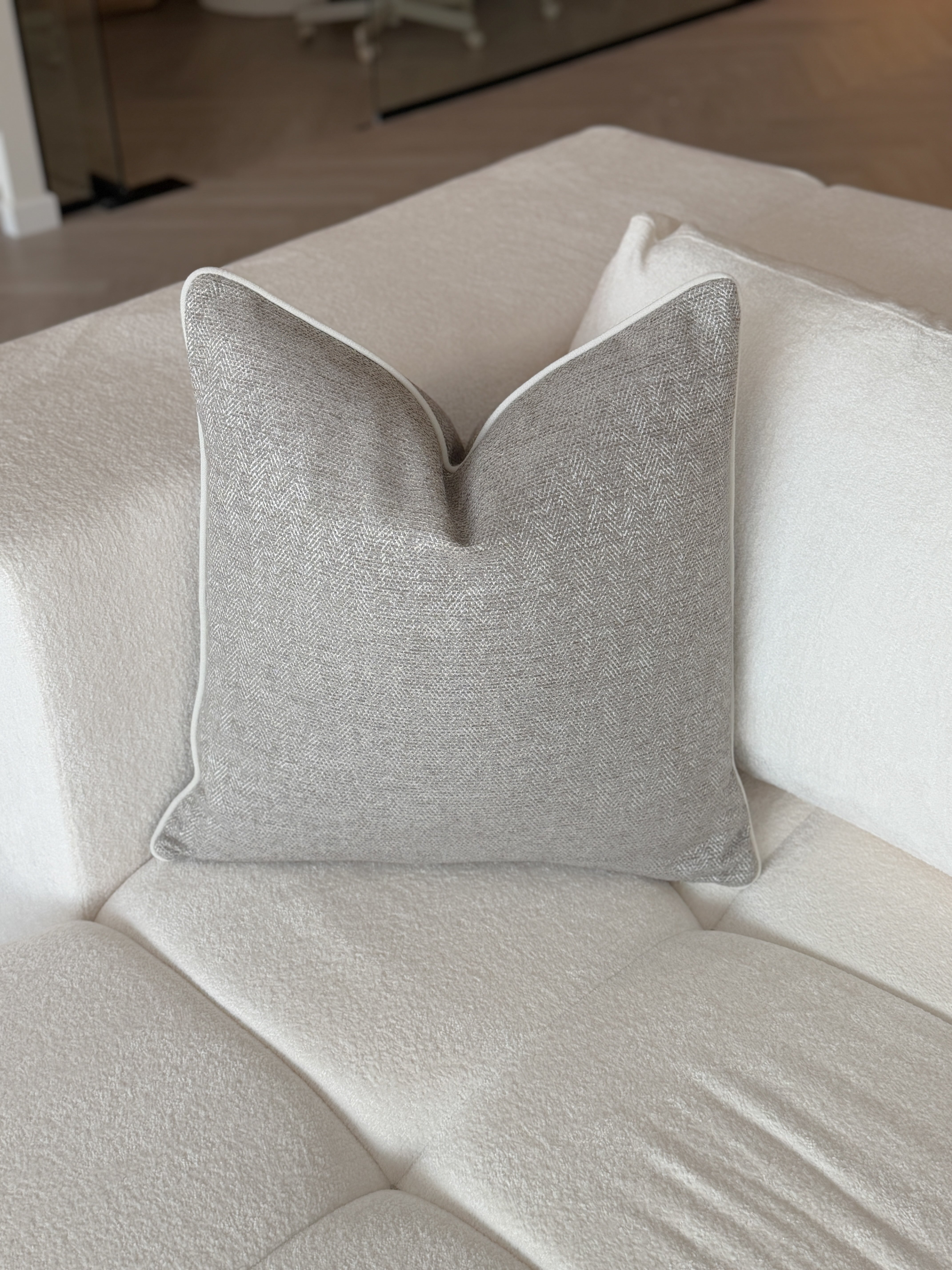 Jacque Cushion