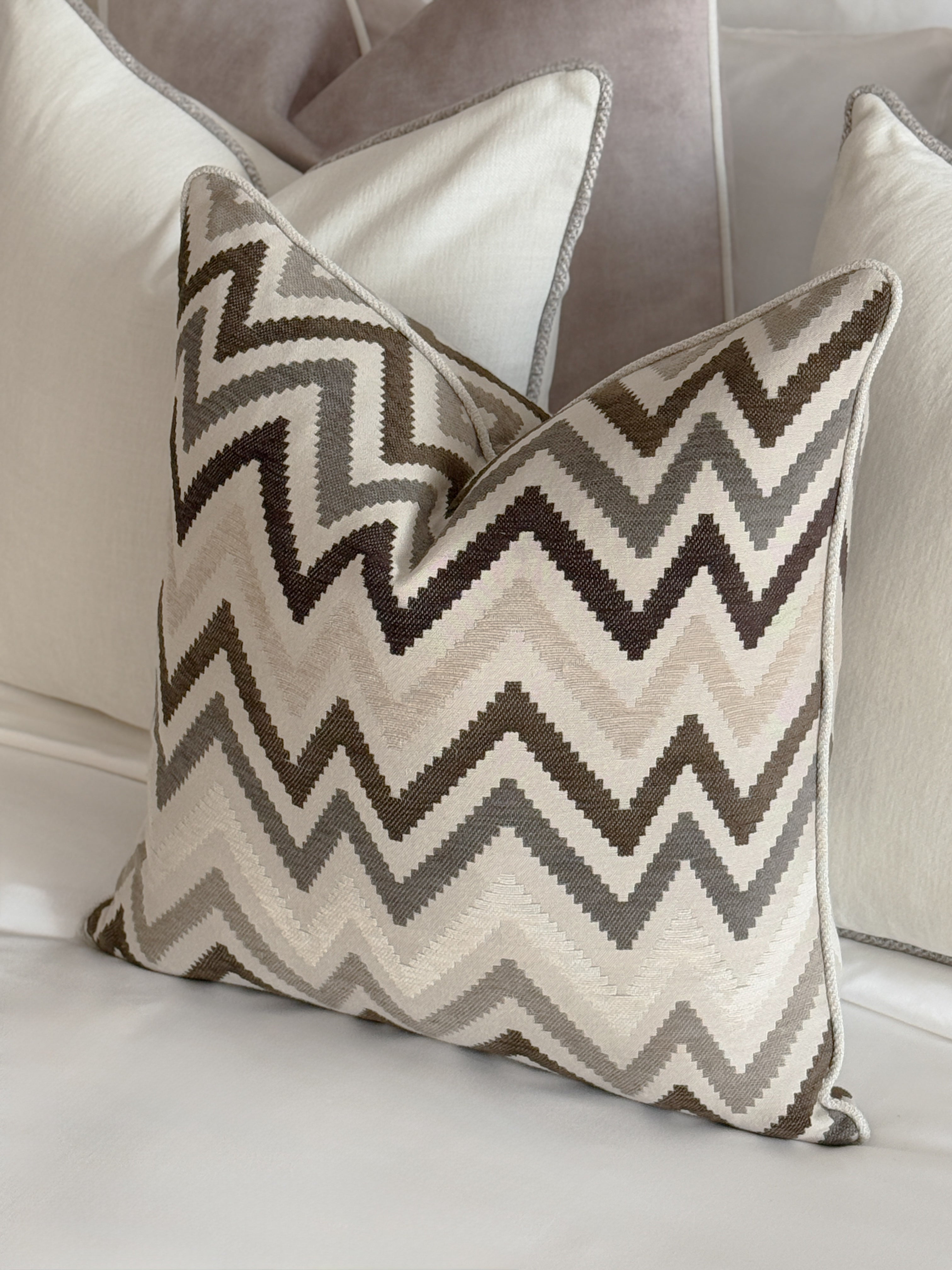 Dhalia Cushion