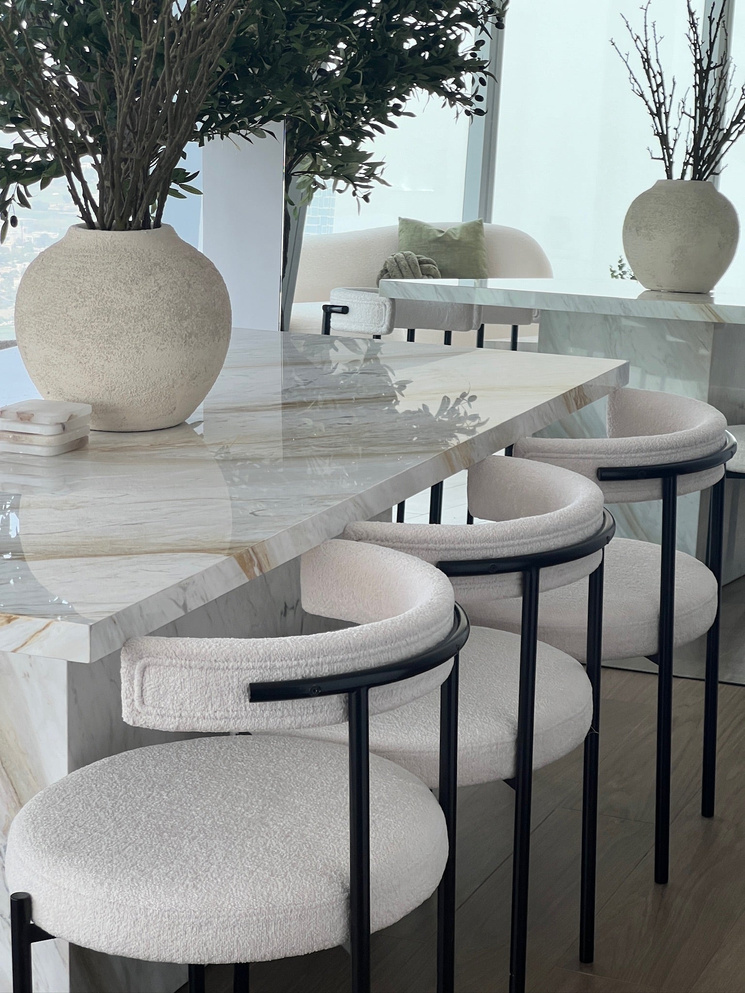 Namy Calacatta Greek Marble Dining Table