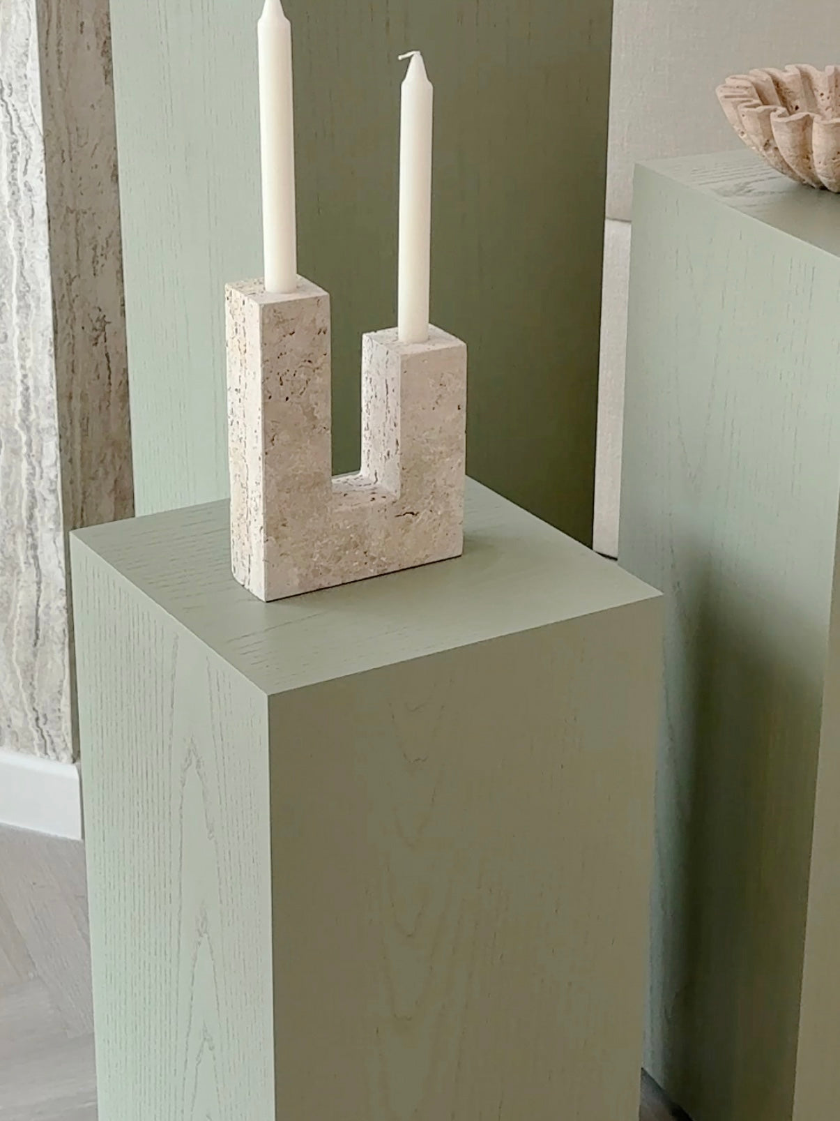 Mira Sagewood Plinths
