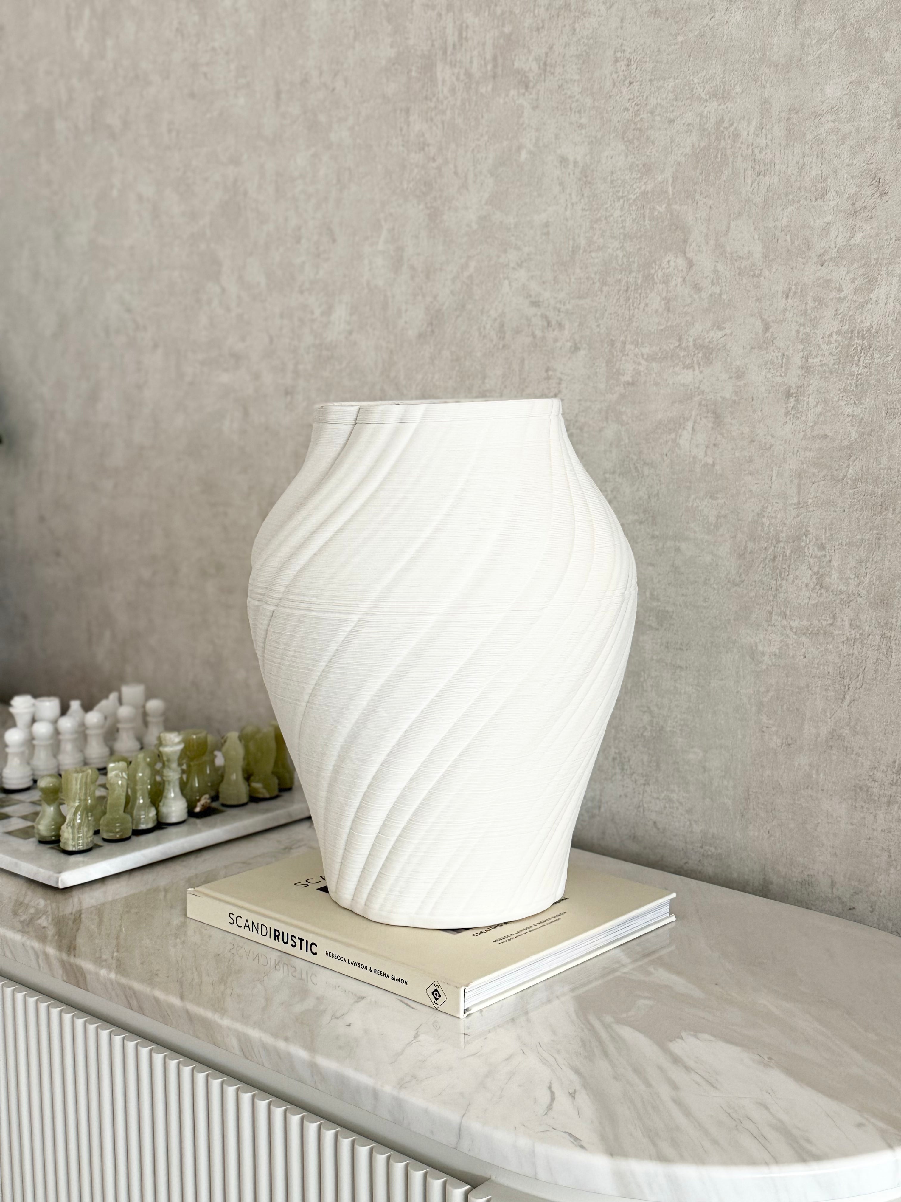 Andra Vase