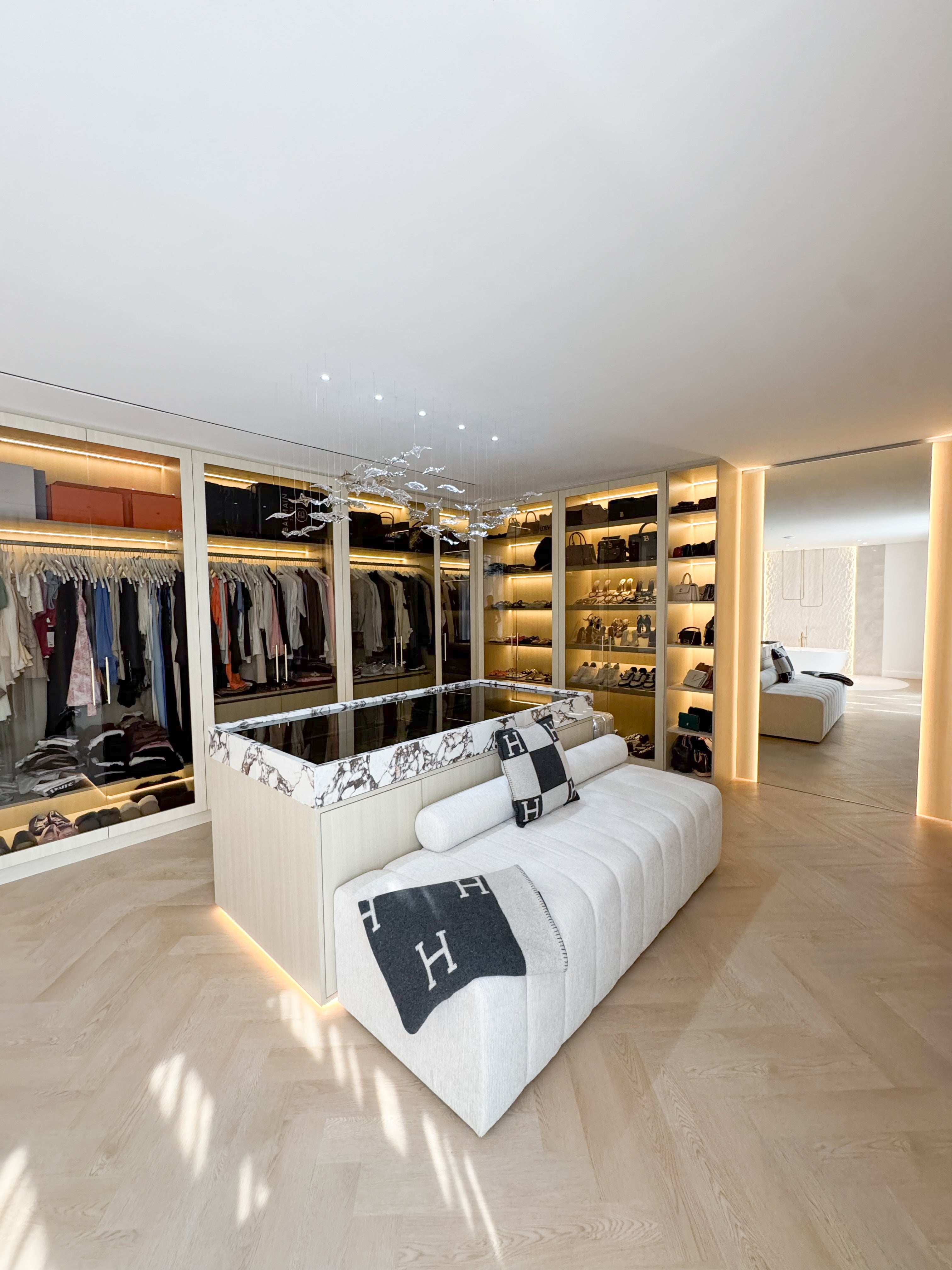 Ivory Walk In Wardrobe