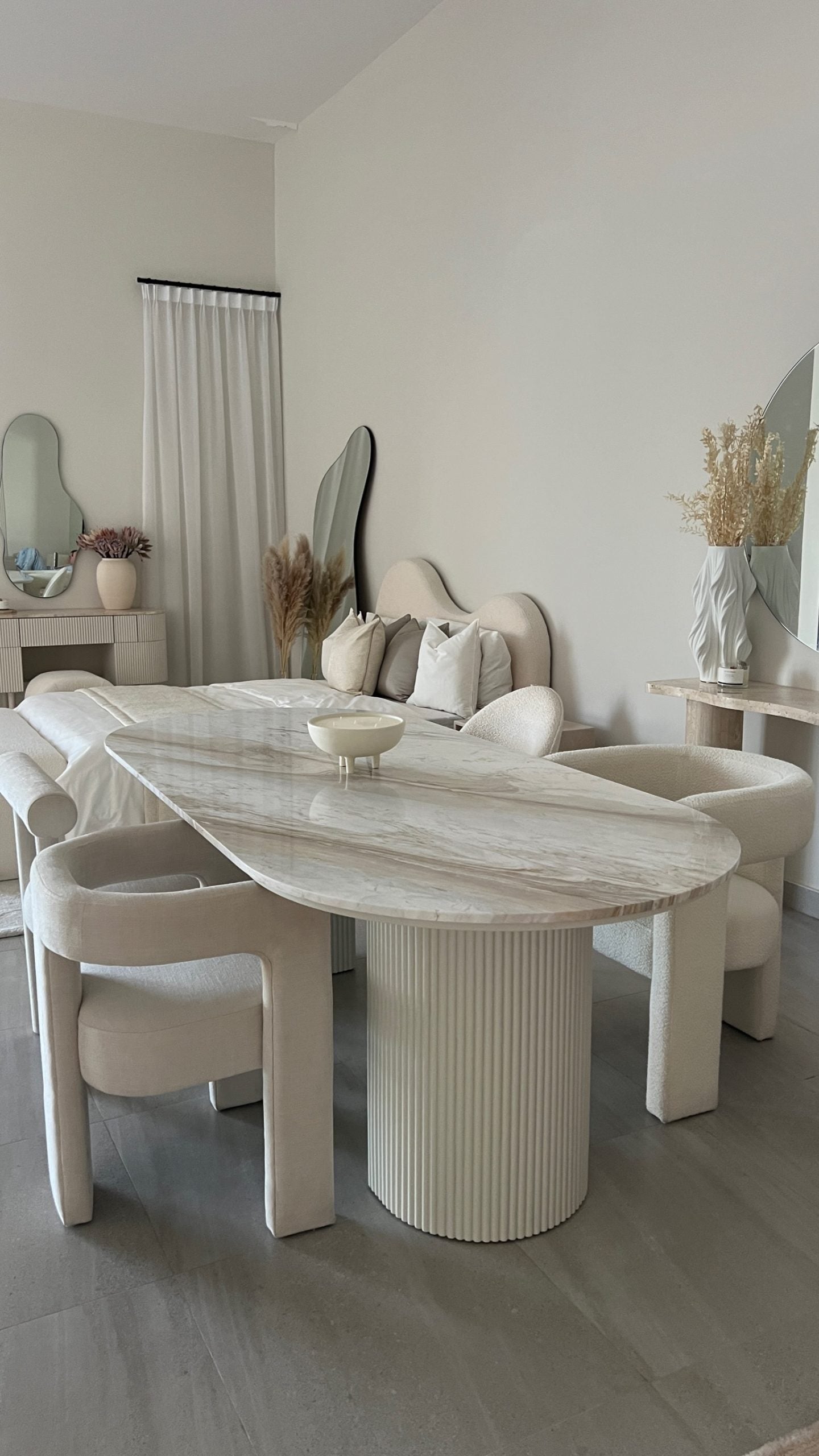 Alexandra Calacatta Greek Marble Dining Table