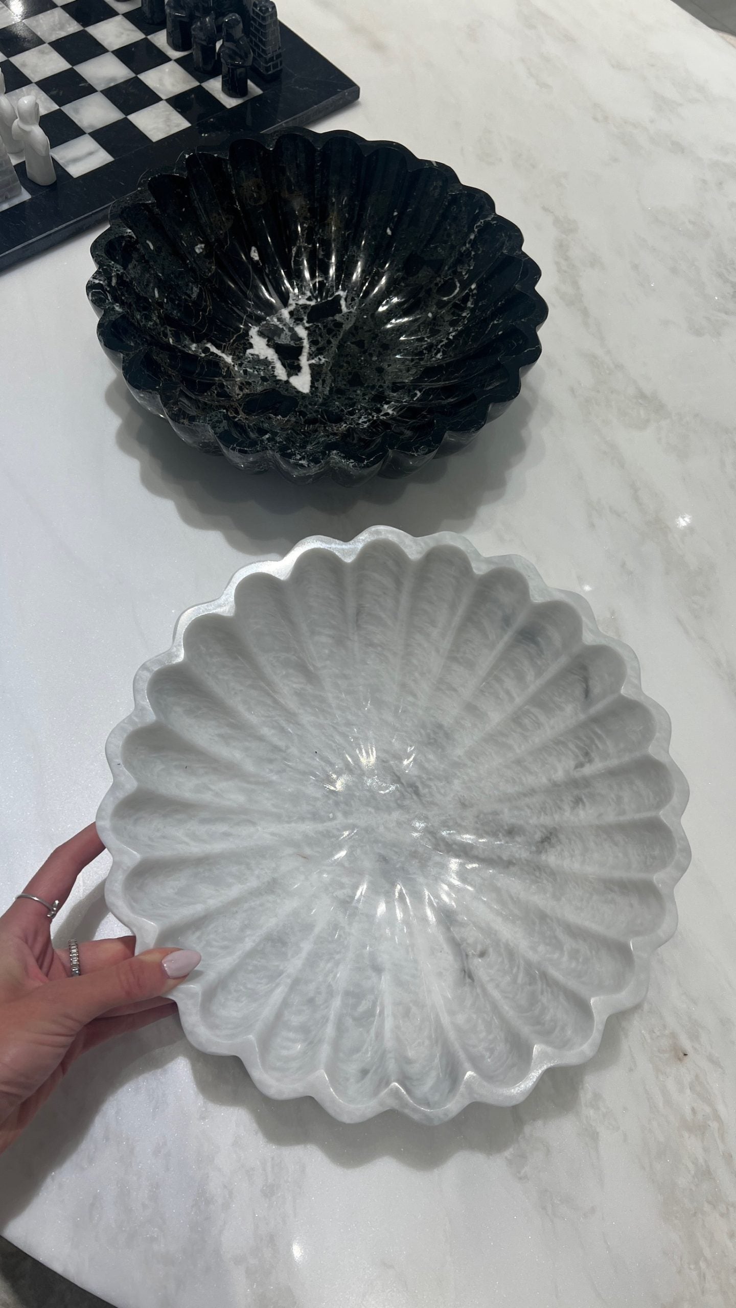 Angelica White Marble Scallop Fruit Bowl