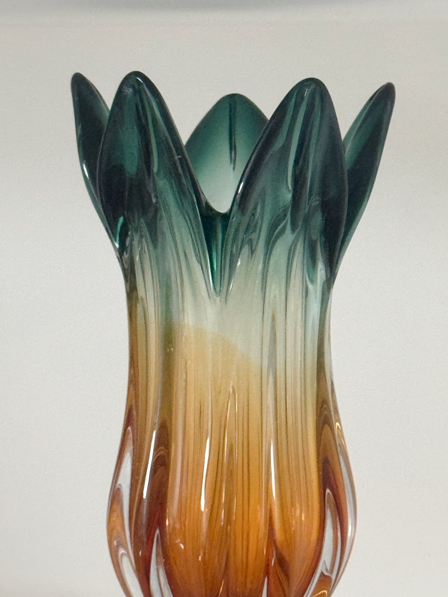 Elora Vase