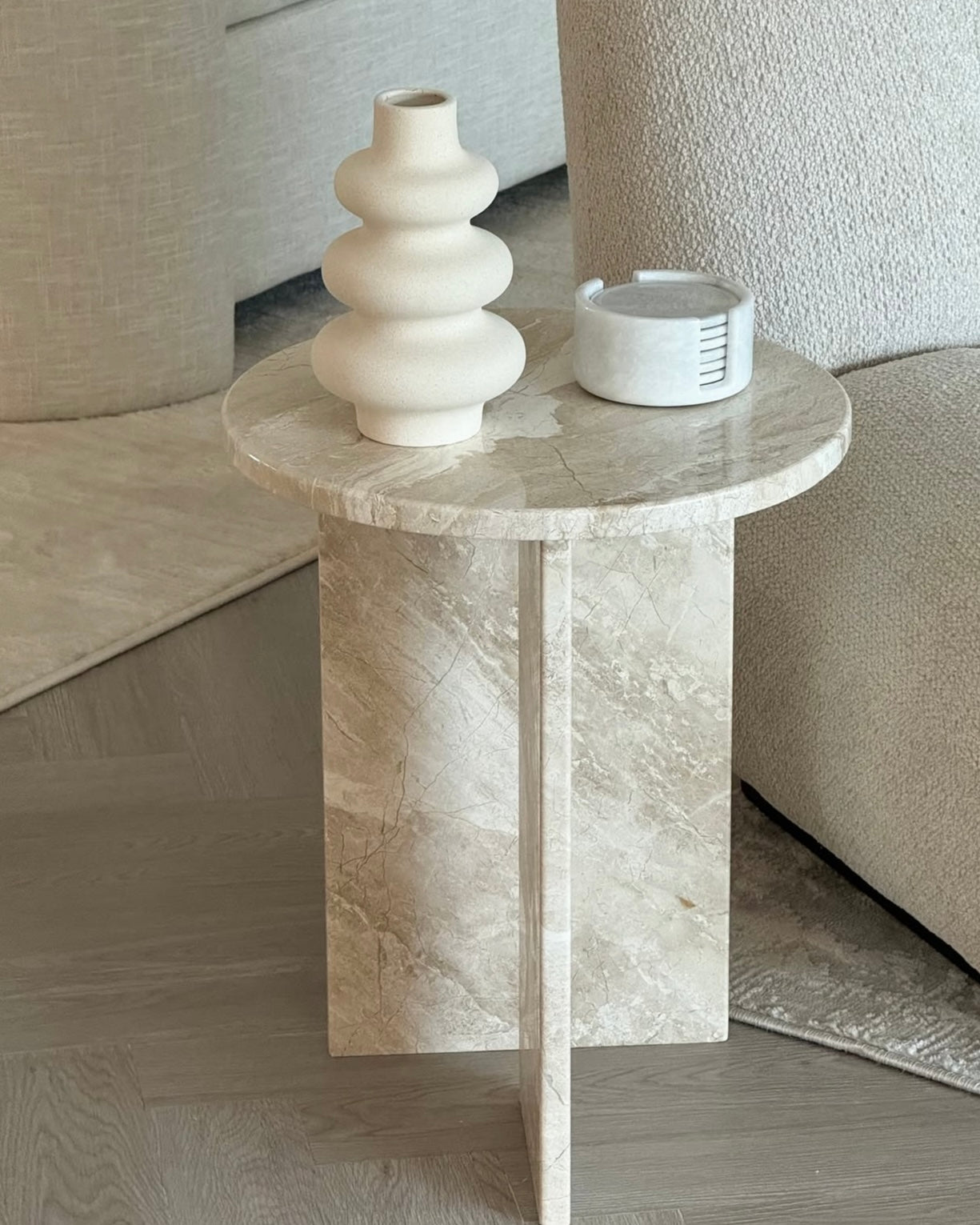 Angelica Round White Marble Coasters