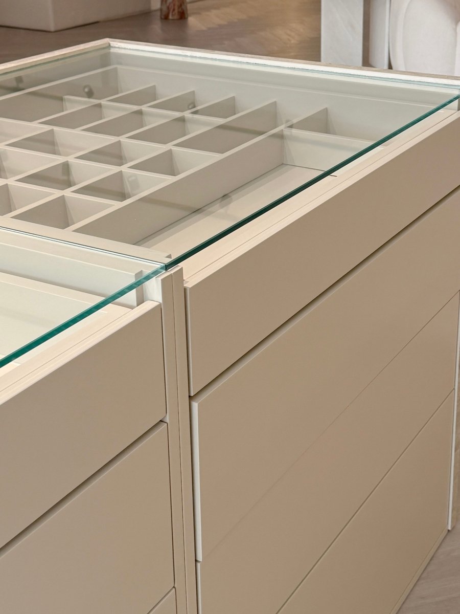 Anastasia Wardrobe Island - PalmLiving Dubai