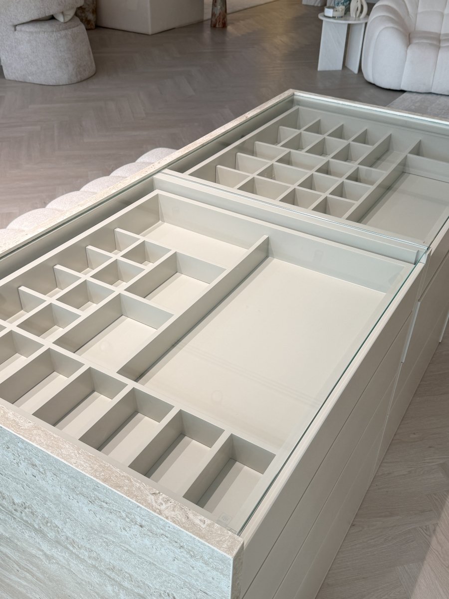 Anastasia Wardrobe Island - PalmLiving Dubai