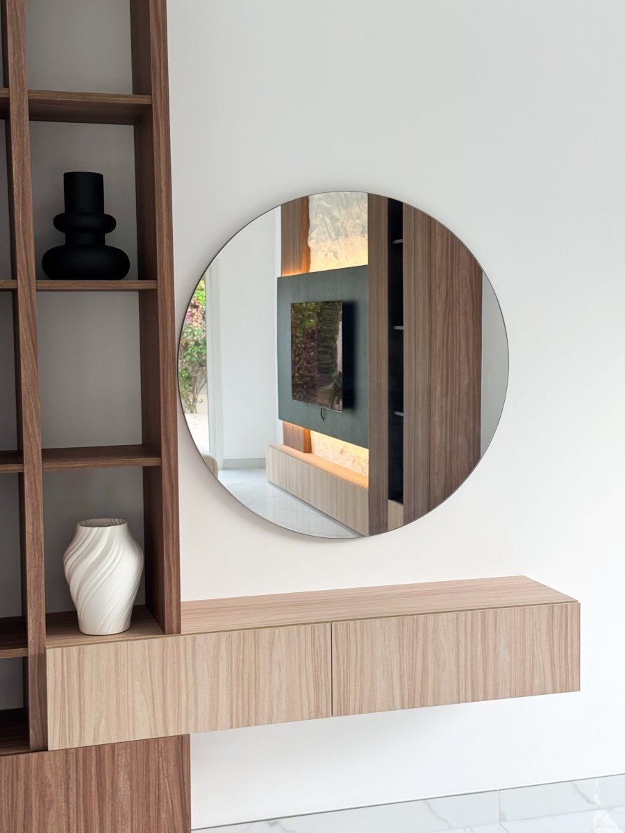 Hollie Dresser - PalmLiving Dubai