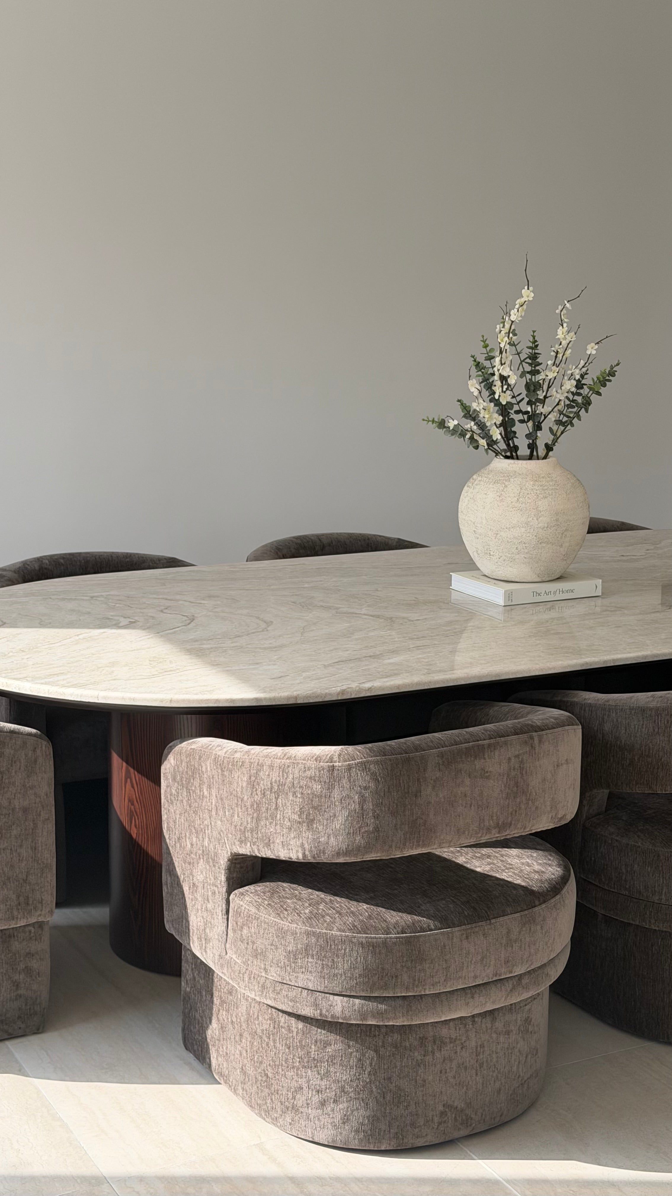 Emma Dining Table