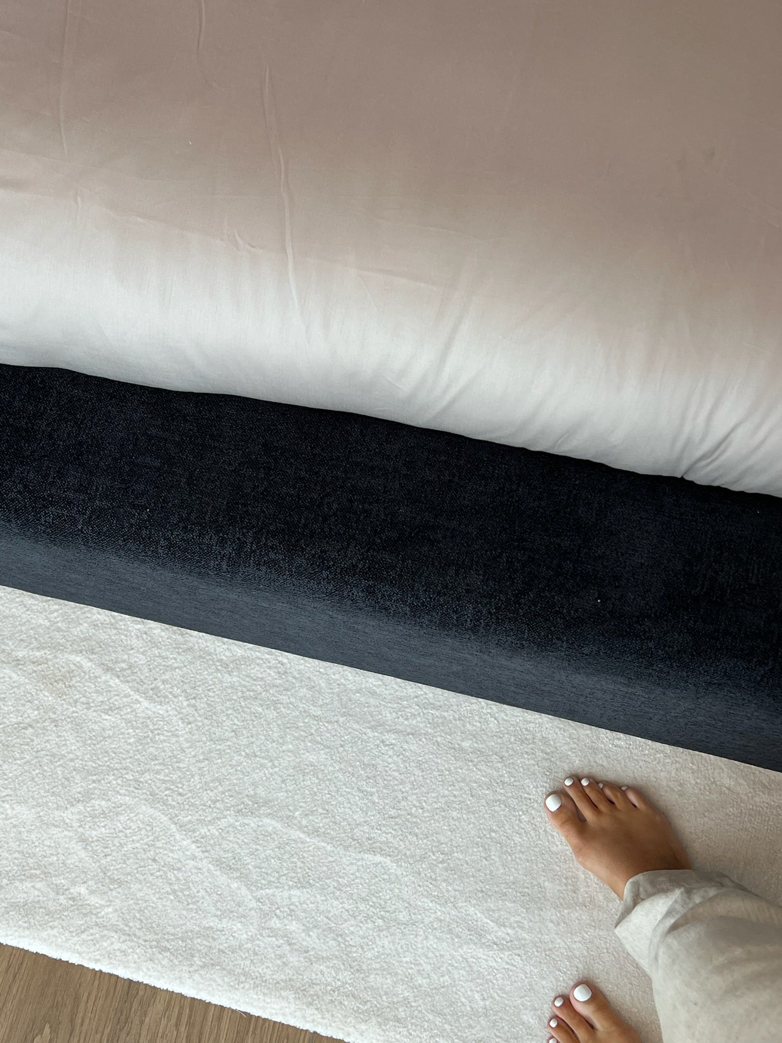 Noir Bouclé Bed